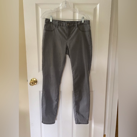 Tommy Hilfiger Jeans - Picture 1 of 10